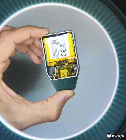 Trezor Safe 7 review: the wallet's battery.